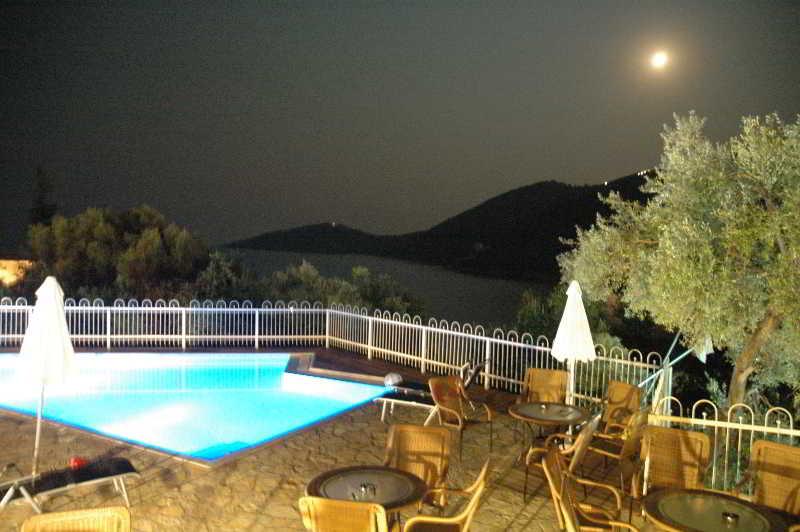 Rouda Bay Hotel Μικρός Γιαλός Εξωτερικό φωτογραφία